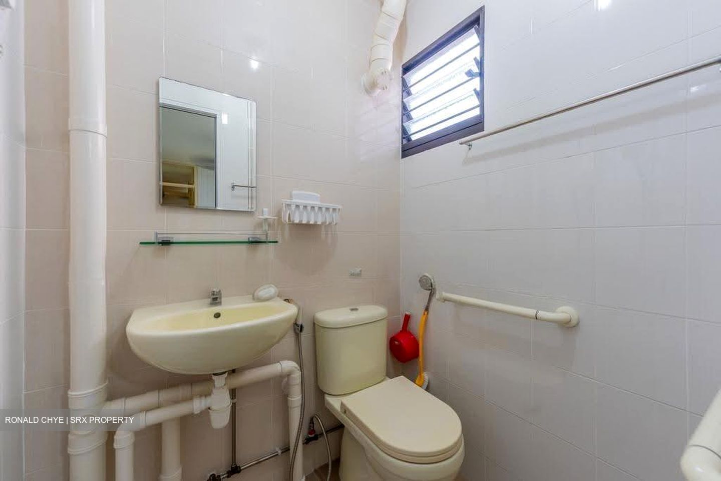 Blk 214 Bedok Town Centre (Bedok), HDB 3 Rooms #613621361